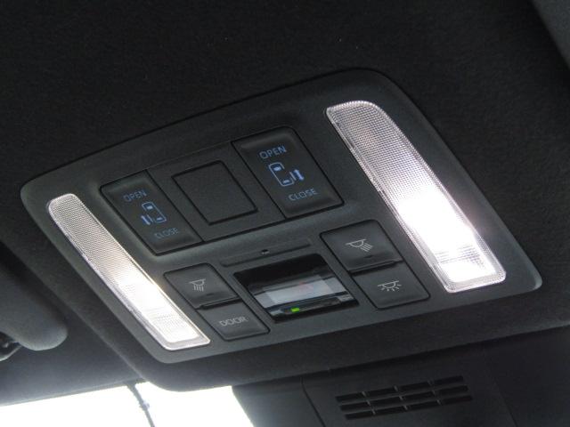 ヴォクシー S-Z セーフティセンス/衝突軽減ブレーキ/レーンキープアシスト/コーナーセンサー/コネクトナビ/HDMI/半革シート/両側電動スライド/シートヒーター/ドラレコ/2.0ETC/レーダークルーズ(5枚目)