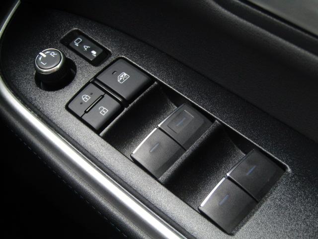 ヴォクシー S-Z セーフティセンス/衝突軽減ブレーキ/レーンキープアシスト/コーナーセンサー/コネクトナビ/HDMI/半革シート/両側電動スライド/シートヒーター/ドラレコ/2.0ETC/レーダークルーズ(66枚目)