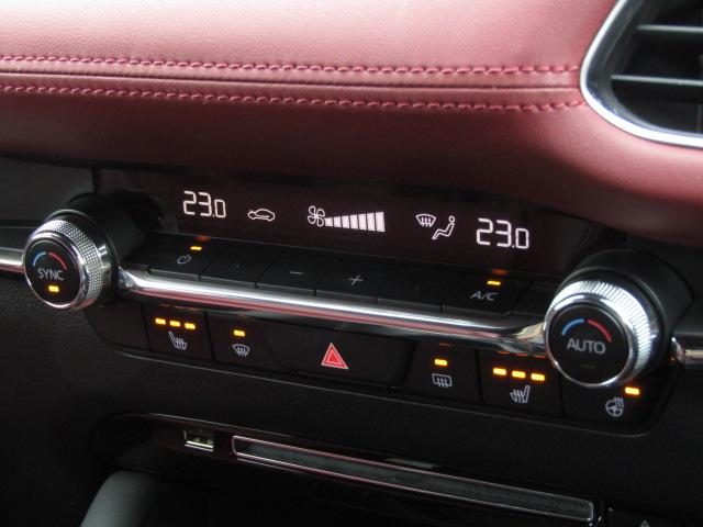 MAZDA3ファストバック 20Sバーガンディ セレクション レーダークルーズ/360°カメラ/マツダコネクトナビ/シートヒーター/ETC/赤革シート/パワーシート/衝突軽減ブレーキ/パドルシフト/ヘッドアップディスプレイ/LED/純正18AW/(48枚目)