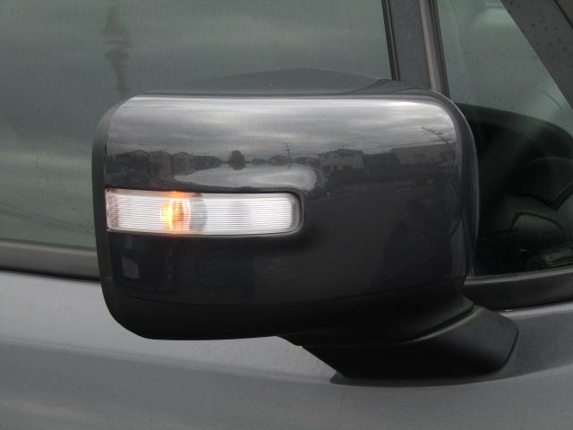 ジープ・レネゲード ナイトイーグル クルーズコントロール/コーナーセンサー/ブルートゥースオーディオ/ETC/ステアリングSW/MTモード/レーンキープアシスト/ブラインドスポット/バックカメラ/フォグ/純正アルミ/(18枚目)