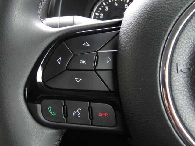 ジープ・レネゲード ナイトイーグル クルーズコントロール/コーナーセンサー/ブルートゥースオーディオ/ETC/ステアリングSW/MTモード/レーンキープアシスト/ブラインドスポット/バックカメラ/フォグ/純正アルミ/(44枚目)