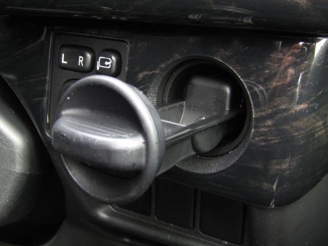 ハイエースバン ロングDX セーフティセンス/衝突軽減ブレーキ/レーンキープアシスト/USBオーディオ/ドライブレコーダー/ETC/シートカバー/キーレス/社外LED/フォグランプ/オートハイビーム/(42枚目)