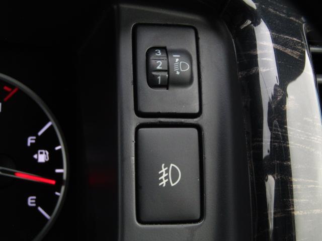 ハイエースバン ロングDX セーフティセンス/衝突軽減ブレーキ/レーンキープアシスト/USBオーディオ/ドライブレコーダー/ETC/シートカバー/キーレス/社外LED/フォグランプ/オートハイビーム/(47枚目)