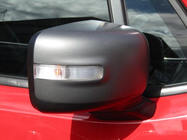 ジープ・レネゲード リミテッド 純正8.4インチナビ/レーダークルーズ/衝突軽減ブレーキ/レーンキープアシスト/コーナーセンサー/前後ドラレコ/シートヒーター/黒革シート/ブラインドスポット/パワーシート/LED/(18枚目)