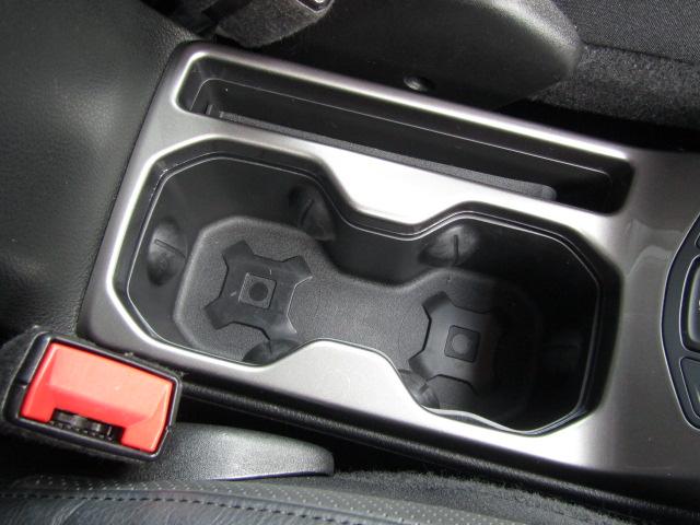 ジープ・レネゲード リミテッド 純正8.4インチナビ/レーダークルーズ/衝突軽減ブレーキ/レーンキープアシスト/コーナーセンサー/前後ドラレコ/シートヒーター/黒革シート/ブラインドスポット/パワーシート/LED/(49枚目)