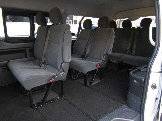 ハイエースワゴン GL 社外フルセグナビ/フリップダウンモニター/電動スライド/セーフティセンス/衝突軽減ブレーキ/レーンキープアシスト/バックカメラ/ETC/スマートキー/LED/フォグ/4WD/(11枚目)