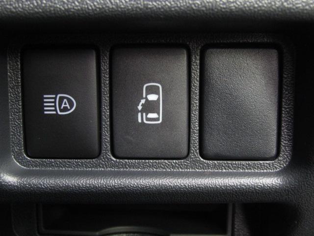 ハイエースワゴン GL セーフティセンス/衝突軽減ブレーキ/レーンキープアシスト/コーナーセンサー/電動スライドドア/デジタルインナーミラー/MTモード/LED/フォグランプ/スマートキー/プッシュスタート(4枚目)