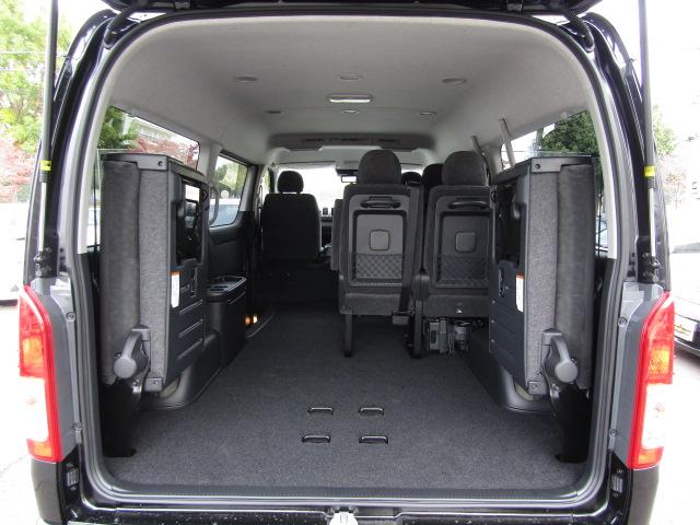 ハイエースワゴン GL セーフティセンス/衝突軽減ブレーキ/レーンキープアシスト/コーナーセンサー/電動スライドドア/デジタルインナーミラー/MTモード/LED/フォグランプ/スマートキー/プッシュスタート(13枚目)