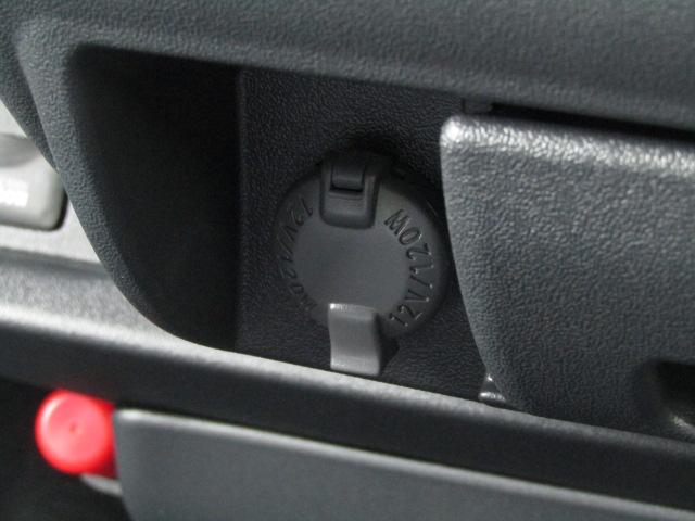 ハイエースワゴン GL セーフティセンス/衝突軽減ブレーキ/レーンキープアシスト/コーナーセンサー/電動スライドドア/デジタルインナーミラー/MTモード/LED/フォグランプ/スマートキー/プッシュスタート(33枚目)