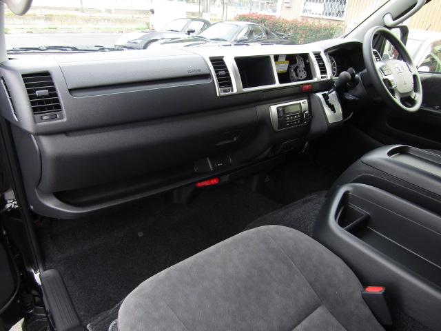 ハイエースワゴン GL セーフティセンス/衝突軽減ブレーキ/レーンキープアシスト/コーナーセンサー/電動スライドドア/デジタルインナーミラー/MTモード/LED/フォグランプ/スマートキー/プッシュスタート(39枚目)