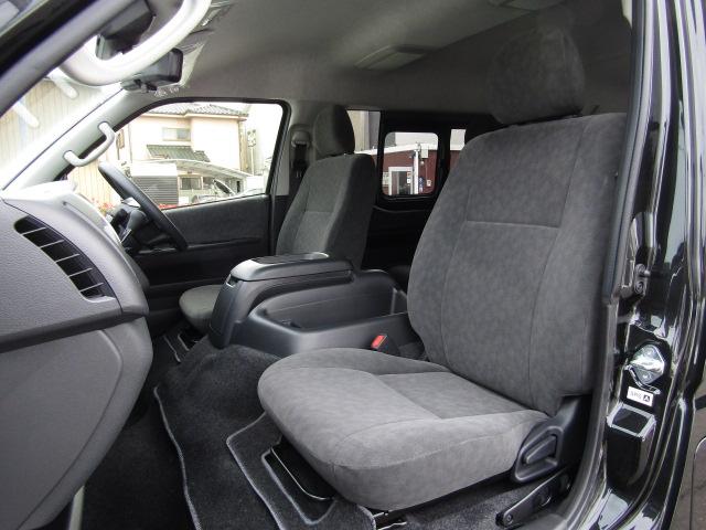 ハイエースワゴン GL セーフティセンス/衝突軽減ブレーキ/レーンキープアシスト/コーナーセンサー/電動スライドドア/デジタルインナーミラー/MTモード/LED/フォグランプ/スマートキー/プッシュスタート(52枚目)