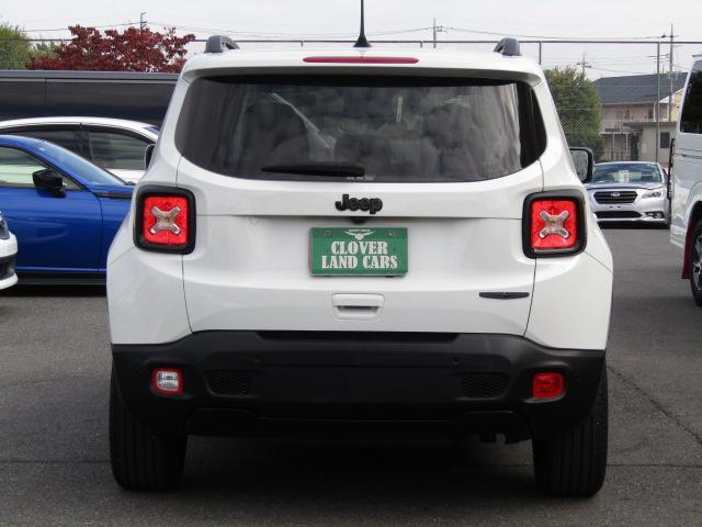 ジープ・レネゲード ナイトイーグル クルーズコントロール/衝突軽減ブレーキ/レーンキープアシスト/Cセンサー/BTオーディオ/USB機能/ブラインドスポット/バックカメラ/ルーフレール/LED/純正アルミ/1オーナー/(9枚目)