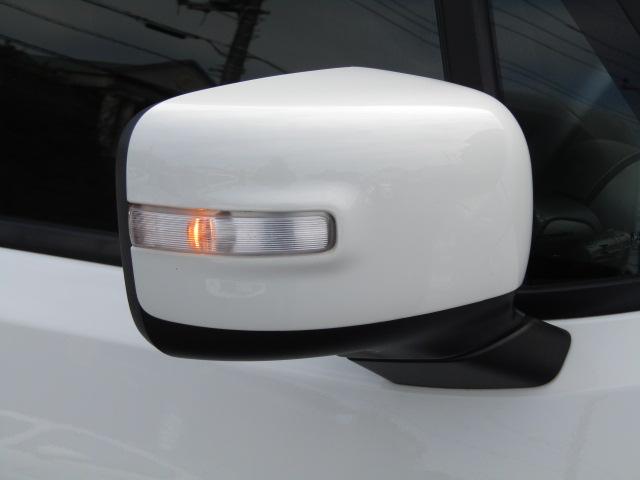 ジープ・レネゲード ナイトイーグル クルーズコントロール/衝突軽減ブレーキ/レーンキープアシスト/Cセンサー/BTオーディオ/USB機能/ブラインドスポット/バックカメラ/ルーフレール/LED/純正アルミ/1オーナー/(18枚目)