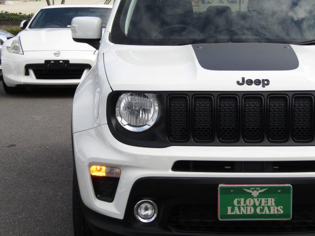 ジープ・レネゲード ナイトイーグル クルーズコントロール/衝突軽減ブレーキ/レーンキープアシスト/Cセンサー/BTオーディオ/USB機能/ブラインドスポット/バックカメラ/ルーフレール/LED/純正アルミ/1オーナー/(22枚目)