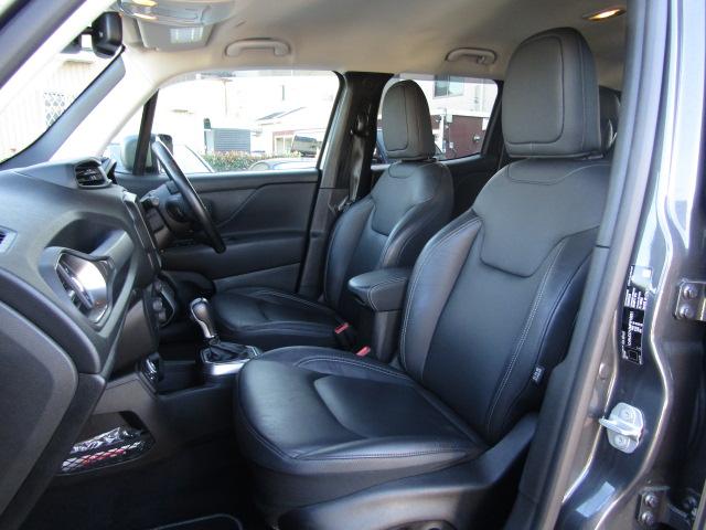 ジープ・レネゲード リミテッド　純正８．４インチナビ／ブルートゥース／バックカメラ／黒革シート／シートヒーター／２．０ＥＴＣ／ドライブレコーダー／クルーズコントロール／コーナーセンサー／ＬＥＤ／フォグ／ブラインドスポット／（5枚目）