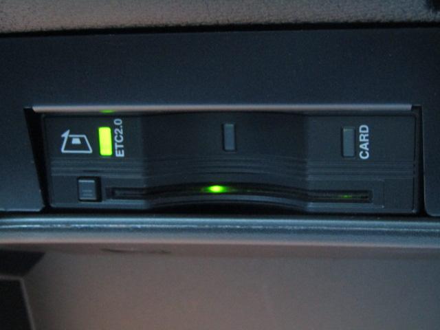 ジープ・レネゲード リミテッド　純正８．４インチナビ／ブルートゥース／バックカメラ／黒革シート／シートヒーター／２．０ＥＴＣ／ドライブレコーダー／クルーズコントロール／コーナーセンサー／ＬＥＤ／フォグ／ブラインドスポット／（15枚目）