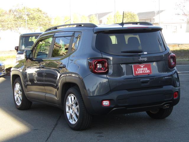 ジープ・レネゲード リミテッド　純正８．４インチナビ／ブルートゥース／バックカメラ／黒革シート／シートヒーター／２．０ＥＴＣ／ドライブレコーダー／クルーズコントロール／コーナーセンサー／ＬＥＤ／フォグ／ブラインドスポット／（34枚目）