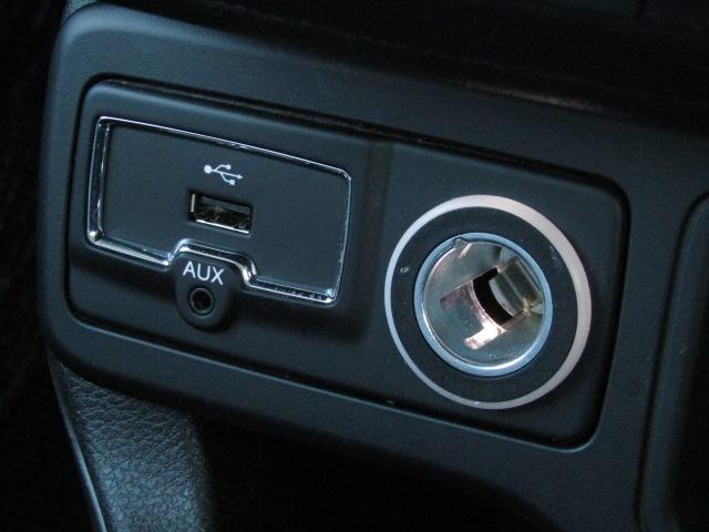 ジープ・レネゲード リミテッド　純正８．４インチナビ／ブルートゥース／バックカメラ／黒革シート／シートヒーター／２．０ＥＴＣ／ドライブレコーダー／クルーズコントロール／コーナーセンサー／ＬＥＤ／フォグ／ブラインドスポット／（46枚目）