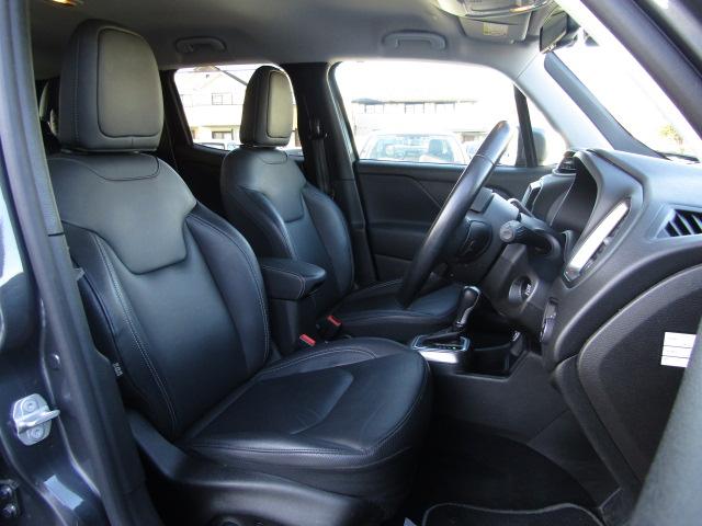 ジープ・レネゲード リミテッド　純正８．４インチナビ／ブルートゥース／バックカメラ／黒革シート／シートヒーター／２．０ＥＴＣ／ドライブレコーダー／クルーズコントロール／コーナーセンサー／ＬＥＤ／フォグ／ブラインドスポット／（51枚目）