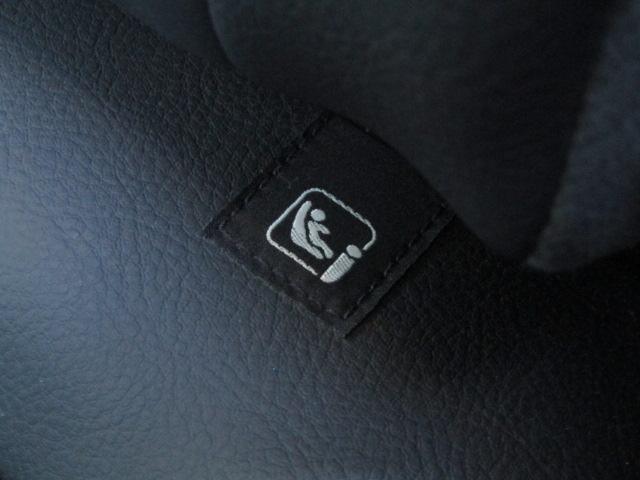 ジープ・レネゲード リミテッド　純正８．４インチナビ／ブルートゥース／バックカメラ／黒革シート／シートヒーター／２．０ＥＴＣ／ドライブレコーダー／クルーズコントロール／コーナーセンサー／ＬＥＤ／フォグ／ブラインドスポット／（54枚目）