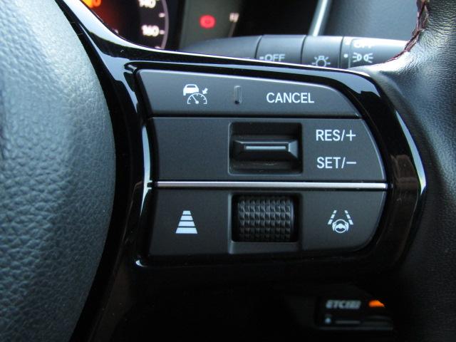 シビック ＥＸ　６速ＭＴターボ／柿本マフラー／リアスポイラー／ＢＯＳＥサウンド／２．０ＥＴＣ／ドライブレコーダー／ホンダコネクトナビ／ホンダセンシング／シートヒーター／半革シート／ＬＥＤ／フォグ／（5枚目）