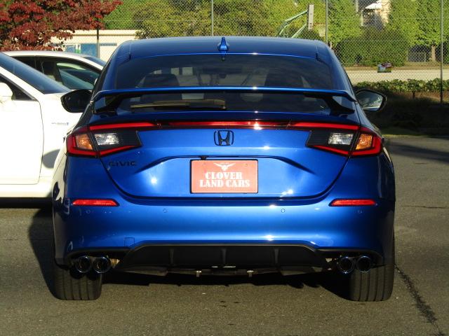 シビック ＥＸ　６速ＭＴターボ／柿本マフラー／リアスポイラー／ＢＯＳＥサウンド／２．０ＥＴＣ／ドライブレコーダー／ホンダコネクトナビ／ホンダセンシング／シートヒーター／半革シート／ＬＥＤ／フォグ／（9枚目）