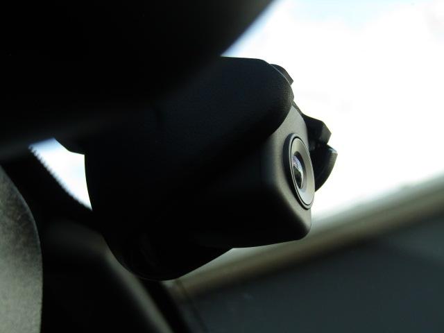 シビック ＥＸ　６速ＭＴターボ／柿本マフラー／リアスポイラー／ＢＯＳＥサウンド／２．０ＥＴＣ／ドライブレコーダー／ホンダコネクトナビ／ホンダセンシング／シートヒーター／半革シート／ＬＥＤ／フォグ／（15枚目）