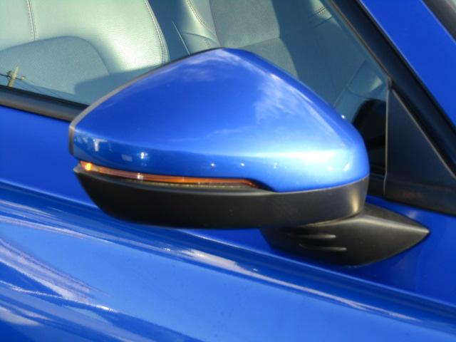 シビック ＥＸ　６速ＭＴターボ／柿本マフラー／リアスポイラー／ＢＯＳＥサウンド／２．０ＥＴＣ／ドライブレコーダー／ホンダコネクトナビ／ホンダセンシング／シートヒーター／半革シート／ＬＥＤ／フォグ／（18枚目）