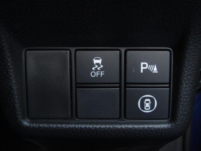 シビック ＥＸ　６速ＭＴターボ／柿本マフラー／リアスポイラー／ＢＯＳＥサウンド／２．０ＥＴＣ／ドライブレコーダー／ホンダコネクトナビ／ホンダセンシング／シートヒーター／半革シート／ＬＥＤ／フォグ／（44枚目）