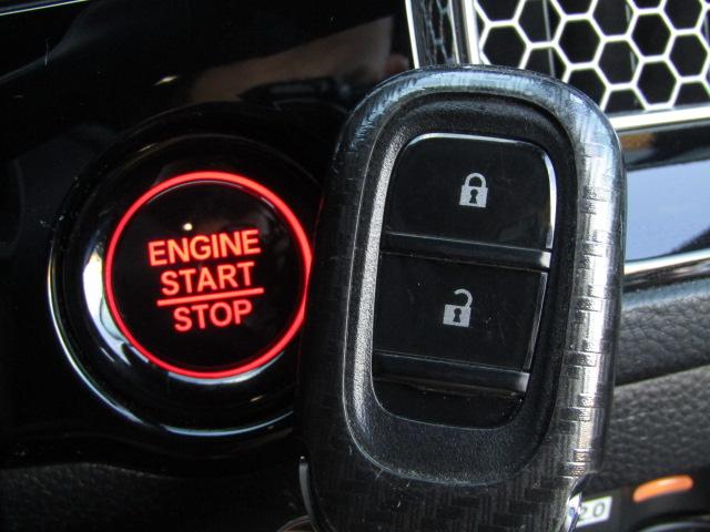 シビック ＥＸ　６速ＭＴターボ／柿本マフラー／リアスポイラー／ＢＯＳＥサウンド／２．０ＥＴＣ／ドライブレコーダー／ホンダコネクトナビ／ホンダセンシング／シートヒーター／半革シート／ＬＥＤ／フォグ／（45枚目）