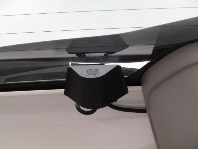 ＮＶ３５０キャラバンバン ロングプレミアムＧＸ　社外１０インチナビ／ＤＶＤ再生／ブルートゥース／バックカメラ／２．０ＥＴＣ／エマージェンシーブレーキ／スマートキー／デジタルインナーミラー／ＬＥＤ／フォグ／リアクーラー＆ヒーター／（17枚目）