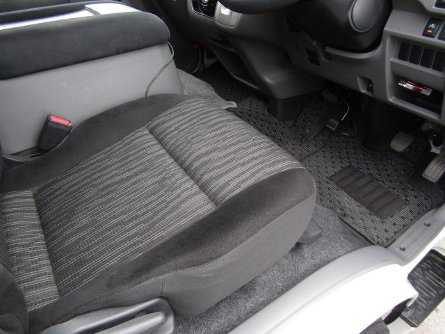 ＮＶ３５０キャラバンバン ロングプレミアムＧＸ　社外１０インチナビ／ＤＶＤ再生／ブルートゥース／バックカメラ／２．０ＥＴＣ／エマージェンシーブレーキ／スマートキー／デジタルインナーミラー／ＬＥＤ／フォグ／リアクーラー＆ヒーター／（56枚目）