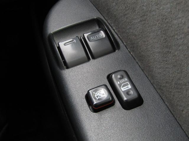 ハイエースワゴン GL 4WD/1オーナー/電動スライドドア/衝突軽減ブレーキ/レーンキープアシスト/オートハイビーム/スマートキー/セーフティセンス/MTモード/ドライブレコーダー/LED/フォグランプ/(23枚目)