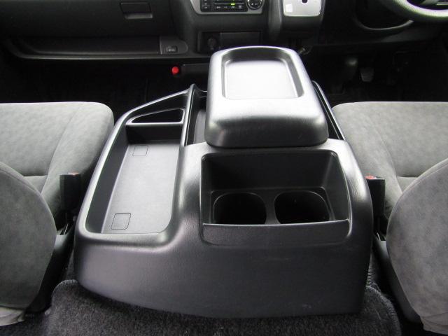 ハイエースワゴン GL 4WD/1オーナー/電動スライドドア/衝突軽減ブレーキ/レーンキープアシスト/オートハイビーム/スマートキー/セーフティセンス/MTモード/ドライブレコーダー/LED/フォグランプ/(49枚目)