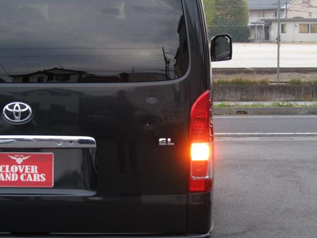 ハイエースワゴン GL 4WD/1オーナー/電動スライドドア/衝突軽減ブレーキ/レーンキープアシスト/オートハイビーム/スマートキー/セーフティセンス/MTモード/ドライブレコーダー/LED/フォグランプ/(55枚目)