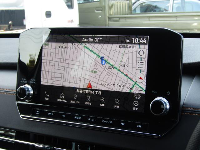 アウトランダーＰＨＥＶ Ｐ　純正９型ナビ／３６０°カメラ／レーダークルーズ／ドラレコ／２．０ＥＴＣ／黒革シート／シートヒーター／パワーバックドア／パドルシフト／置くだけ充電／ＢＯＳＥサウンド／ＯＰ２０インチＡＷ／ＬＥＤ／４ＷＤ／（12枚目）