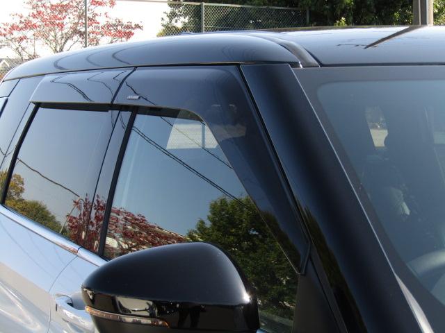 アウトランダーＰＨＥＶ Ｐ　純正９型ナビ／３６０°カメラ／レーダークルーズ／ドラレコ／２．０ＥＴＣ／黒革シート／シートヒーター／パワーバックドア／パドルシフト／置くだけ充電／ＢＯＳＥサウンド／ＯＰ２０インチＡＷ／ＬＥＤ／４ＷＤ／（21枚目）