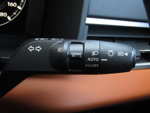 アウトランダーＰＨＥＶ Ｐ　純正９型ナビ／３６０°カメラ／レーダークルーズ／ドラレコ／２．０ＥＴＣ／黒革シート／シートヒーター／パワーバックドア／パドルシフト／置くだけ充電／ＢＯＳＥサウンド／ＯＰ２０インチＡＷ／ＬＥＤ／４ＷＤ／（32枚目）