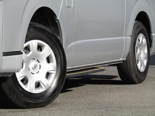 ハイエースワゴン ＧＬ　セーフティセンス／衝突軽減ブレーキ／レーンキープアシスト／コーナーセンサー／電動スライドドア／ＥＴＣ／ＭＴモード／スマートキー／オートステップ／フォグランプ／１オーナー／４ＷＤ／（21枚目）