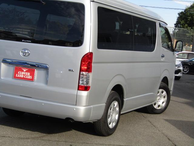 ハイエースワゴン ＧＬ　セーフティセンス／衝突軽減ブレーキ／レーンキープアシスト／コーナーセンサー／電動スライドドア／ＥＴＣ／ＭＴモード／スマートキー／オートステップ／フォグランプ／１オーナー／４ＷＤ／（30枚目）