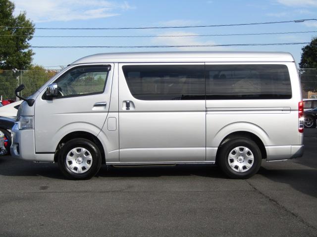 ハイエースワゴン ＧＬ　セーフティセンス／衝突軽減ブレーキ／レーンキープアシスト／コーナーセンサー／電動スライドドア／ＥＴＣ／ＭＴモード／スマートキー／オートステップ／フォグランプ／１オーナー／４ＷＤ／（36枚目）