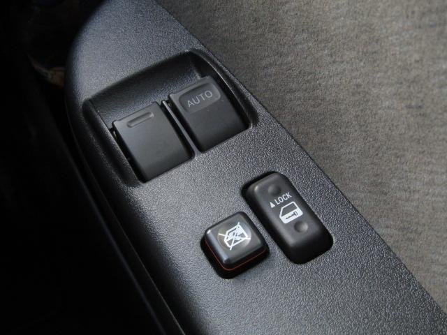 ハイエースワゴン ＧＬ　セーフティセンス／衝突軽減ブレーキ／レーンキープアシスト／コーナーセンサー／電動スライドドア／ＥＴＣ／ＭＴモード／スマートキー／オートステップ／フォグランプ／１オーナー／４ＷＤ／（42枚目）