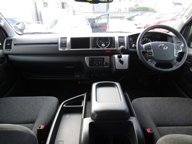 ハイエースワゴン ＧＬ　セーフティセンス／衝突軽減ブレーキ／レーンキープアシスト／コーナーセンサー／電動スライドドア／ＥＴＣ／ＭＴモード／スマートキー／オートステップ／フォグランプ／１オーナー／４ＷＤ／（52枚目）