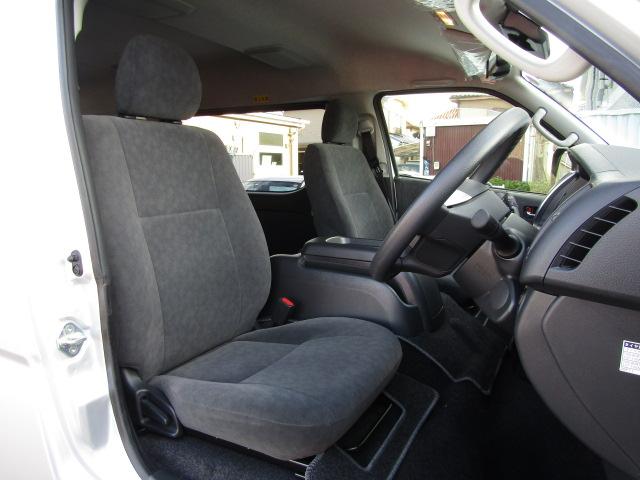 ハイエースワゴン ＧＬ　セーフティセンス／衝突軽減ブレーキ／レーンキープアシスト／コーナーセンサー／電動スライドドア／ＥＴＣ／ＭＴモード／スマートキー／オートステップ／フォグランプ／１オーナー／４ＷＤ／（56枚目）