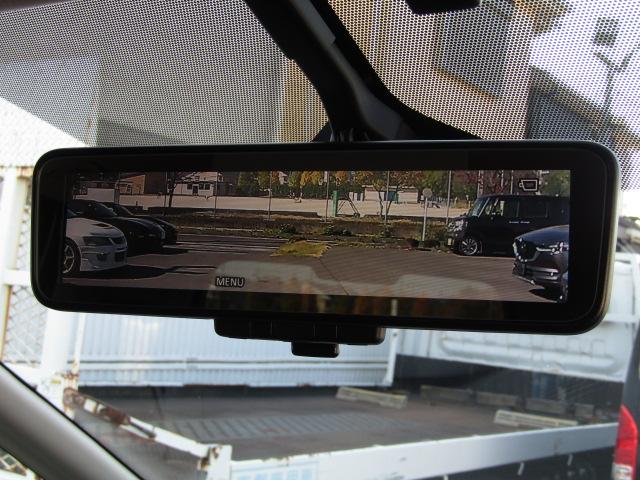 セレナ ｅ－パワー　ハイウェイスターＶ　アーバンクロム　プロパイロット／純正１０インチナビ／フリップダウンモニター／前後ドラレコ／アラウンドビュー／シートヒーター／デジタルインナーミラー／両側電動スライド／ＥＴＣ／コーナーセンサー／（17枚目）