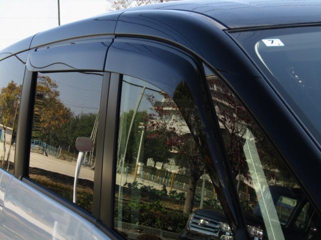 セレナ ｅ－パワー　ハイウェイスターＶ　アーバンクロム　プロパイロット／純正１０インチナビ／フリップダウンモニター／前後ドラレコ／アラウンドビュー／シートヒーター／デジタルインナーミラー／両側電動スライド／ＥＴＣ／コーナーセンサー／（20枚目）