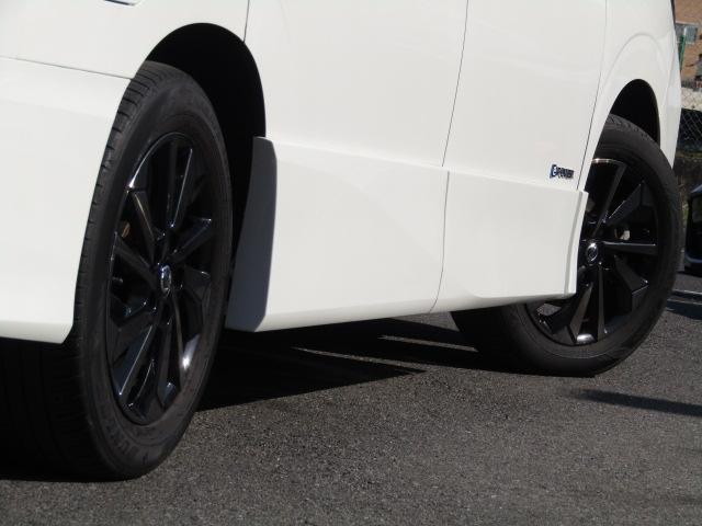 セレナ ｅ－パワー　ハイウェイスターＶ　アーバンクロム　プロパイロット／純正１０インチナビ／フリップダウンモニター／前後ドラレコ／アラウンドビュー／シートヒーター／デジタルインナーミラー／両側電動スライド／ＥＴＣ／コーナーセンサー／（30枚目）