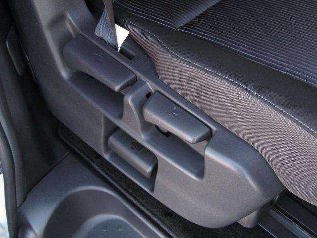 セレナ ｅ－パワー　ハイウェイスターＶ　アーバンクロム　プロパイロット／純正１０インチナビ／フリップダウンモニター／前後ドラレコ／アラウンドビュー／シートヒーター／デジタルインナーミラー／両側電動スライド／ＥＴＣ／コーナーセンサー／（58枚目）