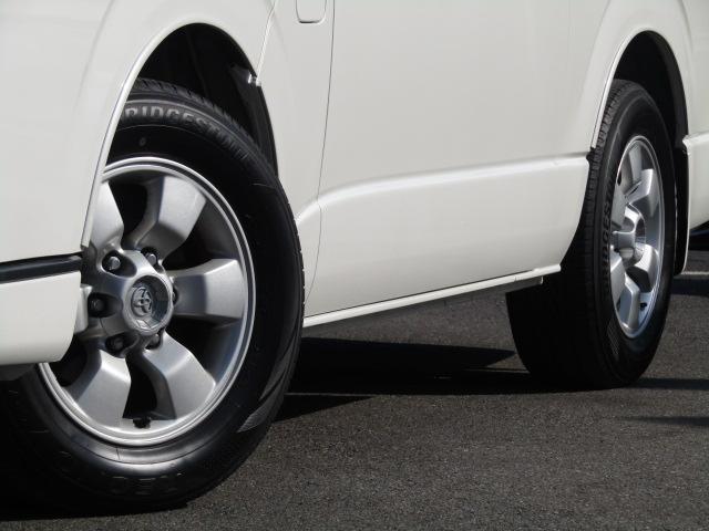 ハイエースワゴン ＧＬ　アルパイン８インチナビ／ＤＶＤ再生／ブルートゥース／バックカメラ／ＥＴＣ／電動スライドドア／ＨＩＤ／フォグランプ／１６インチアルミ／リアフィルム／１オーナー／ディーラー記録簿有り／（20枚目）
