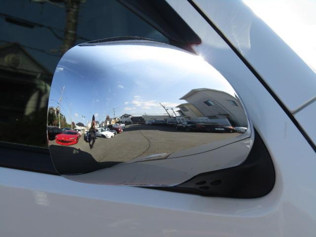 ハイエースワゴン ＧＬ　アルパイン８インチナビ／ＤＶＤ再生／ブルートゥース／バックカメラ／ＥＴＣ／電動スライドドア／ＨＩＤ／フォグランプ／１６インチアルミ／リアフィルム／１オーナー／ディーラー記録簿有り／（23枚目）